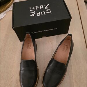 Naturalizer Black Leather Loafers